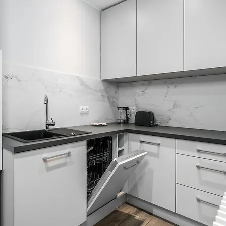 Maraton Gardens By Renters פוזנן