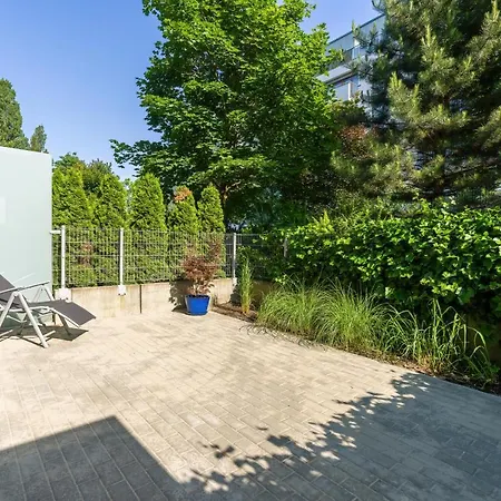 Maraton Gardens By Renters דירה *