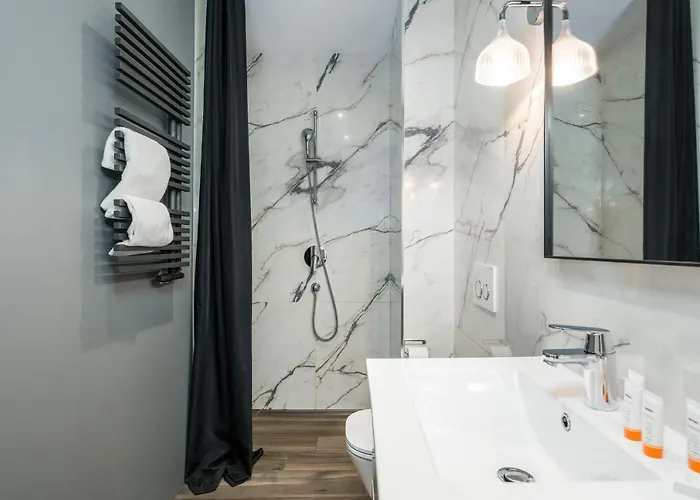 Maraton Gardens By Renters Апартаменты *