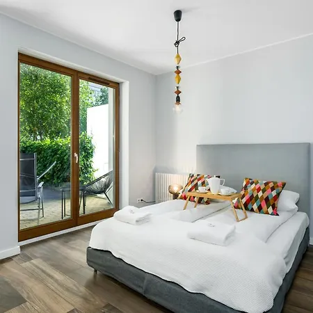 Maraton Gardens By Renters Appartement