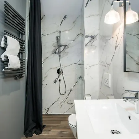 Maraton Gardens By Renters Апартаменты *