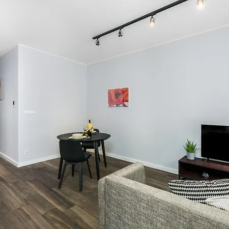 Maraton Gardens By Renters Apartman *