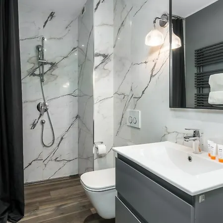 Maraton Gardens By Renters Познань