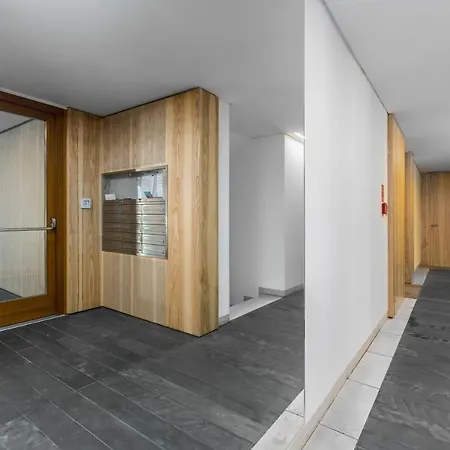 Apartment Maraton Gardens By Renters