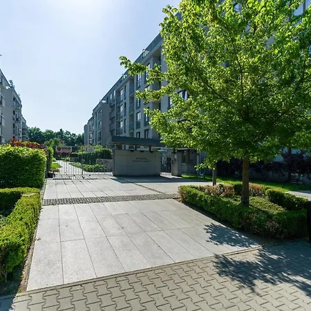 Maraton Gardens By Renters *