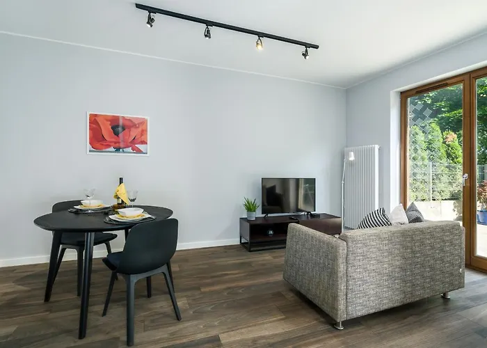 Apartment Maraton Gardens By Renters